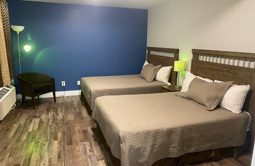 Algoma District Hotel | Alpha Inn