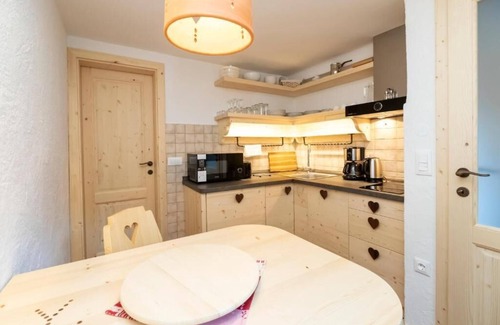 Ukanc Apartment | ALPIK Chalets - Bohinj - A3 - Small One-Bedroom App with Terrace - ground floor