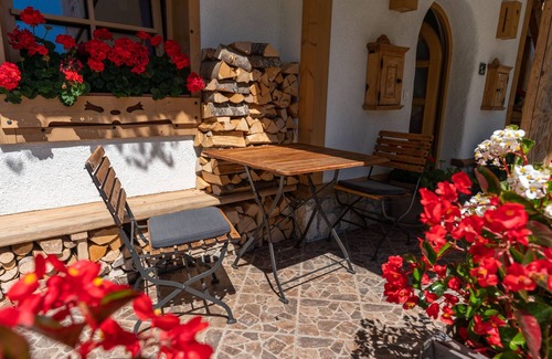 Ukanc Apartment | ALPIK Chalets - Bohinj - A7 - One-Bedroom App - Terrace, Fireplace -ground floor