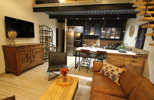 Saint-Etienne-du-Gres House | ALPILLES. MAGNIFICENT PROVENCAL LOFT. Furnished Tourism 4 stars