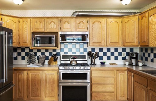 Plain House | Alpine Acres Lodge