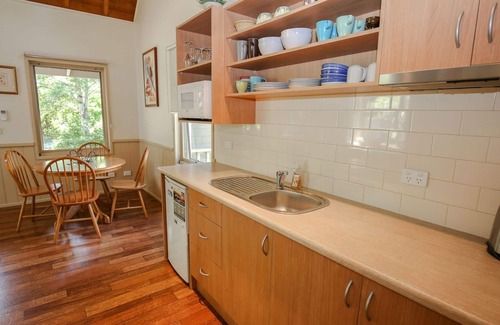 Harrietville Cottage | ALPINE ARNICA COTTAGE 2: Harrietville