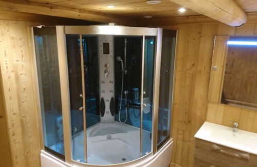 Mont-Saxonnex Ski Chalet | alpine chalet on the slopes Mont-Saxonnex 5 pers