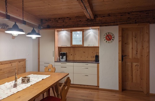 Stummerberg Ski Chalet | Alpine chalet with its own garden