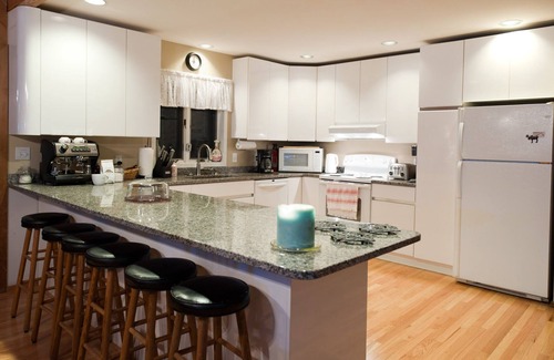 Jewett Center Ski Chalet | Alpine Charm between Hunter and Windham