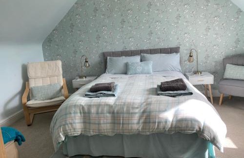 Crieff Bed & Breakfast | Alpine cottage