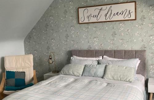 Crieff Bed & Breakfast | Alpine cottage