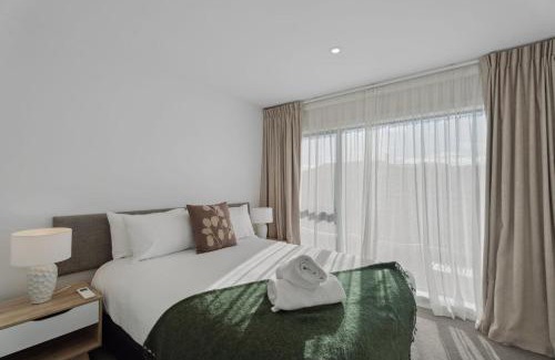 Albert Town Apartment | Alpine Escape Apartment