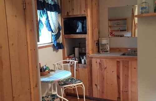 Cohoe Cabin | Alpine Heather is a quiet, self contained, cabin in the Woods!
