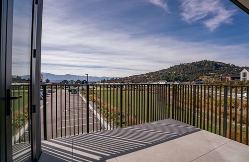 Wanaka Apartment | Alpine Horizons Summa