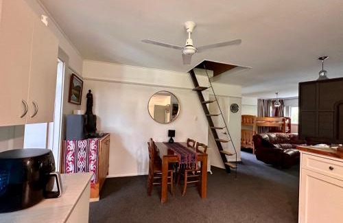 Otira House | Alpine House, Holiday Home, Sleeps 8, Super Cosy