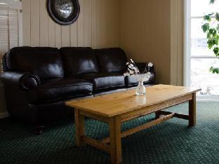 Rockford Hotel | Alpine Inn & Suites Rockford