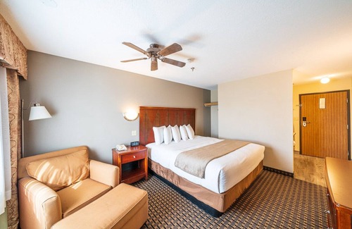 Gunnison Hotel | Alpine Inn & Suites