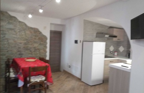 Bocenago House | Alpine Lake Apartment