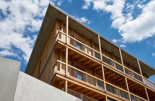 Pontresina Apartment | Alpine Lodge Chesa a la Punt
