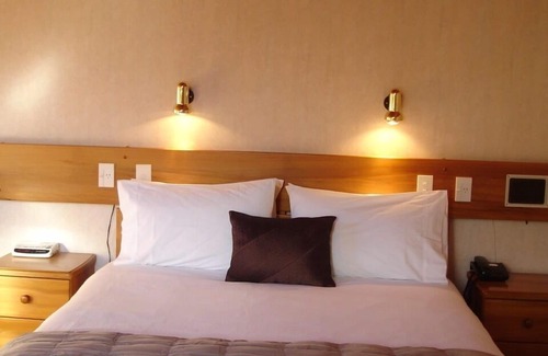 St. Arnaud Hotel | Alpine Lodge