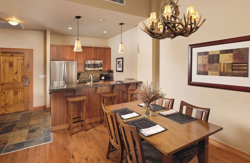 Snowmass Village Condo | Alpine Luxury Escape at Capitol Peak Lodge