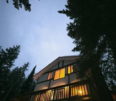 Golden Cabin | Alpine Meadows Lodge