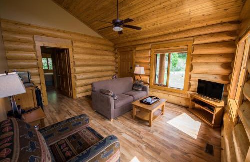 Clearwater Resort | Alpine Meadows Resort