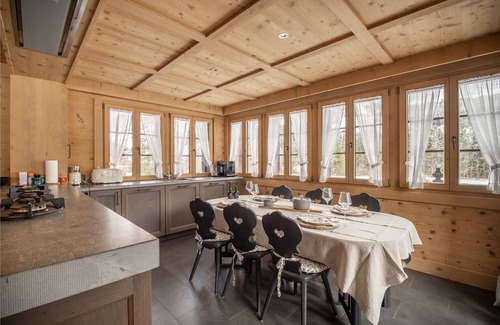 Lauenen Ski Chalet | Alpine oasis near Gstaad