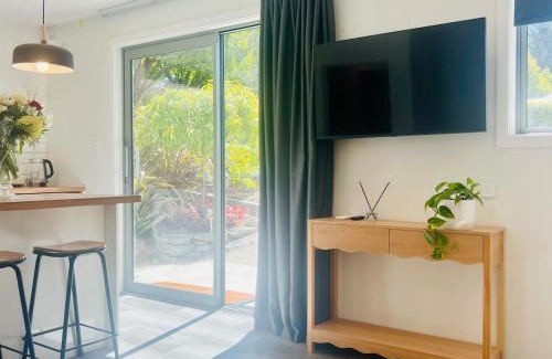Lower Shotover Apartment | Alpine Rest! Brand new! Cozy&Convenient!
