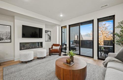 Wolf Creek House | Alpine Retreat at the Pointe Pt A106