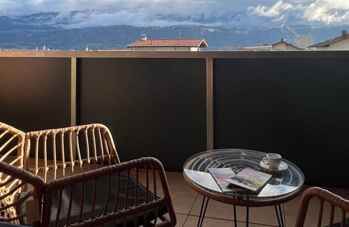 Thaur Apartment | Alpine Shine Retreat