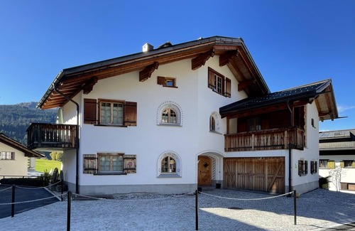 Klosters Dorf Apartment | Alpine Style Swisshomebnb