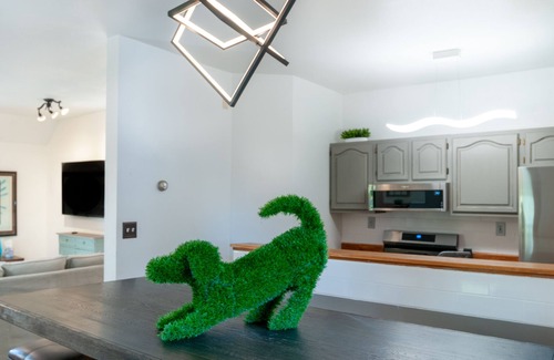 Grand Junction House | Alpine Suite on Main Street Downtown Grand Junction