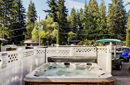Swansea Point House | Alpine Village Resort