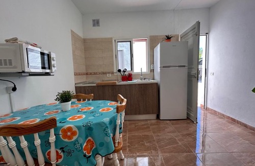 Alojera Apartment | Alquilaencanarias Plaza de Alojera 1