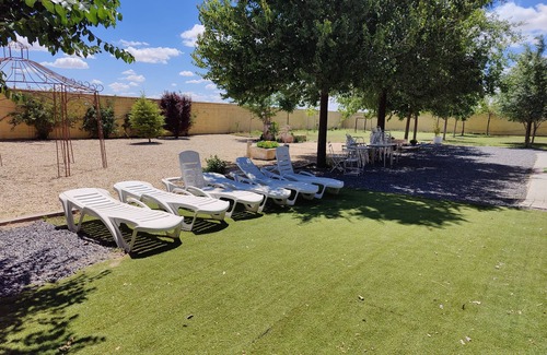 Lillo Villa | Alquiler Casa/chalet en el Campo con Piscina Climatizada y spa Para 12 Personas