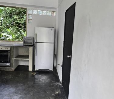 Petare Cabin | Alquiler por día en CARACAS