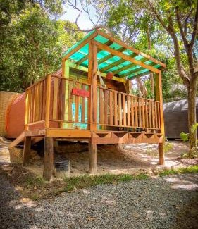 Acu da Torre Ski Chalet | Alquimia Zen IGLUs de eucalipto na Reserva Aruá