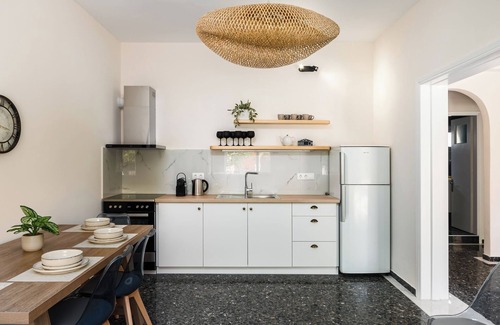 Ipsos House | ALS Three Bedroom House by Konnect