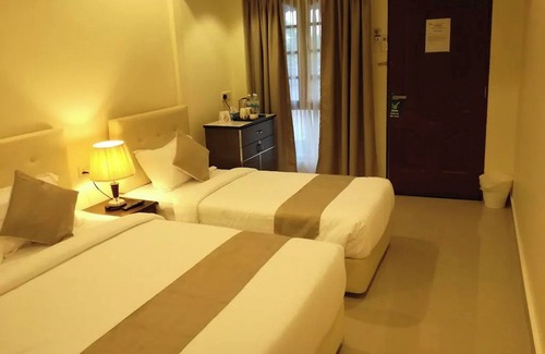 Kijal Hotel | AlSafina Kijal Beach Resort & Restaurant