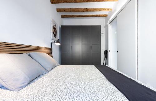 Puigpelat Apartment | Alt Camp by Unik Vacation