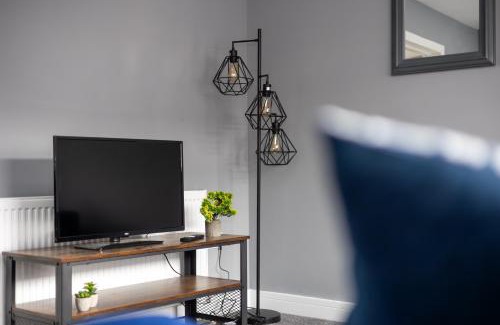 Stanley House | Alt-Stay Accommodation - Lofthouse, Wakefield M1 - 3 Bed En-suite With Parking - Ideal For Contractors & Long Stays