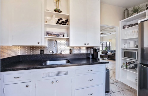 Altadena House | Altadena's Finest, has everything you need for your visit to Altadena/Pasadena