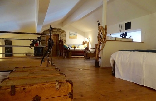 Altagene House | Altagène bed and breakfast, charm and sculptures 1