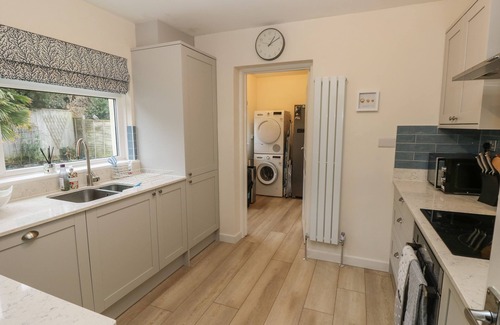 Freshwater Cottage | ALTAIR, family friendly, character holiday cottage in Freshwater