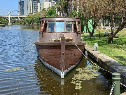 Century City Boat Rental | ALTAIR . Wooden Boat .