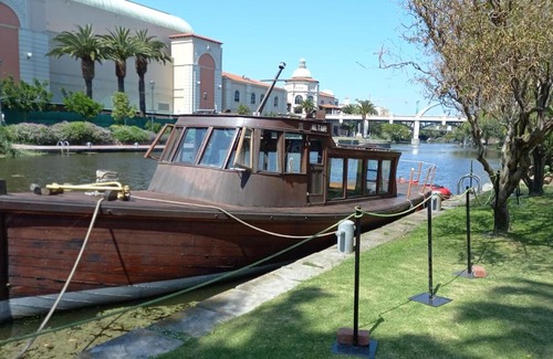 Century City Boat Rental | ALTAIR . Wooden Boat .