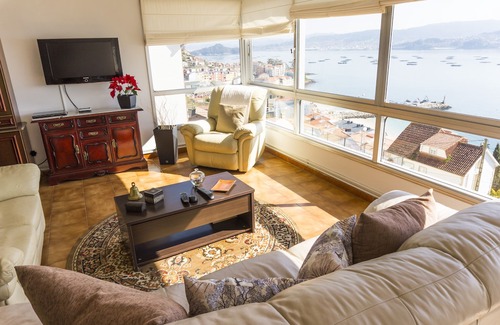 Raxo Apartment | Altamar 8 people with wifi and spectacular sea views, 300 m from the beach