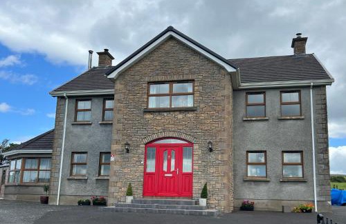 Ballymoney Bed & Breakfast | Altarichard Lodge