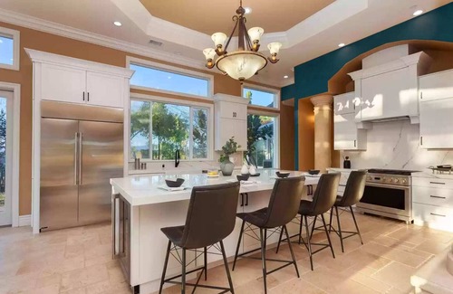 Vista Villa | AltaVista 8br Spacious, Private, Built to Delight!