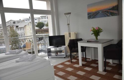 Sassnitz Apartment | Alter Reichshof App 303