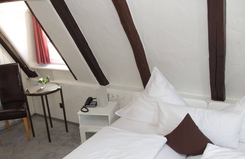 Eberbach Hotel | Altes Badhaus