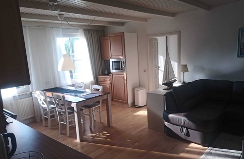 Ihlienworth Apartment | Altes Pastorenhaus (2) - Relax in style and peace in the countryside