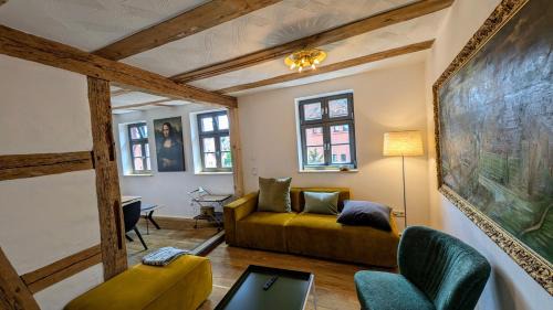 Schwabach Apartment | Altes Zollhaus - Central - Lovely - Luxury - Maisonette Apartment
